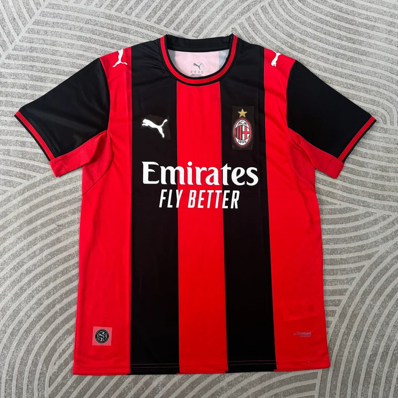 Maglia AC Milan casa per la stagione 2026/2027